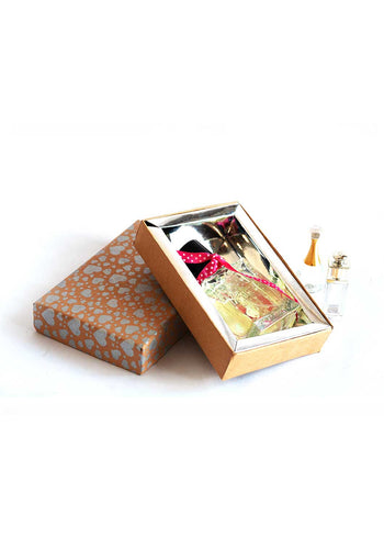 Craft Box Heart Pattern Design Box for Packing Sweet Boxes | Gift Packing Box - 1 Pao sweet Box With Tray