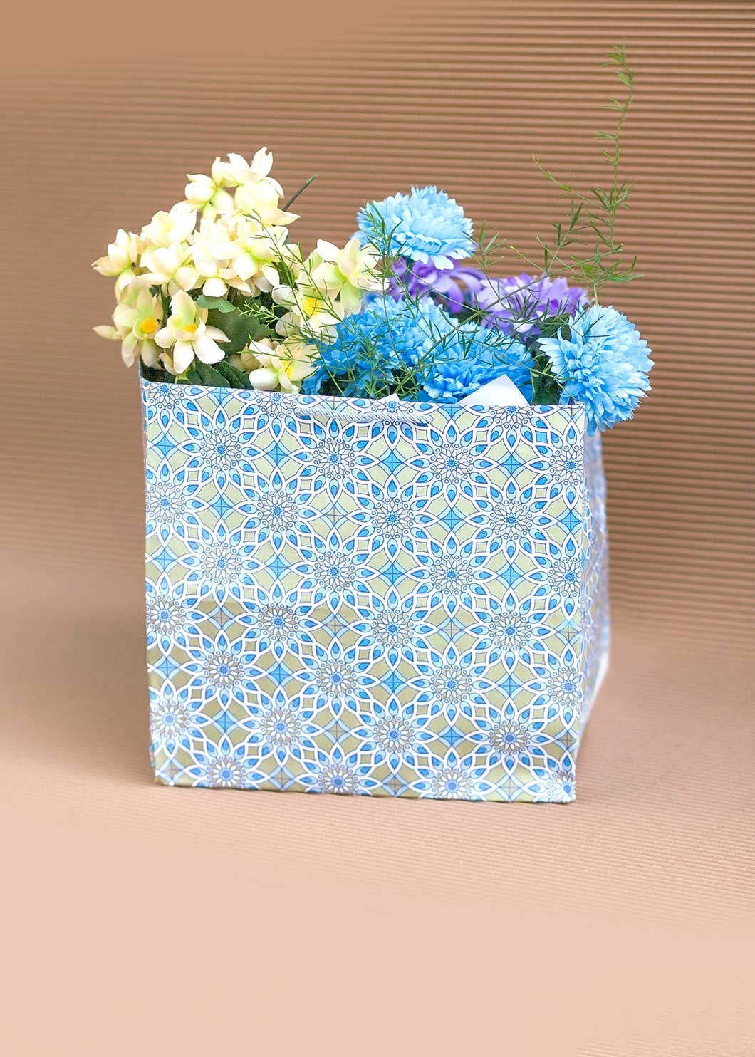 2KG Golden & Persian Blue Design Box for Packing Sweet Box